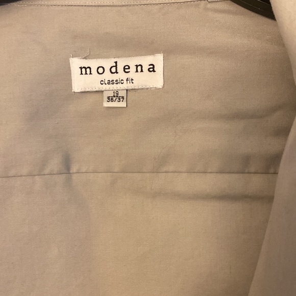 Modena classic dress shirt gently used good condition - Picture 2 of 4